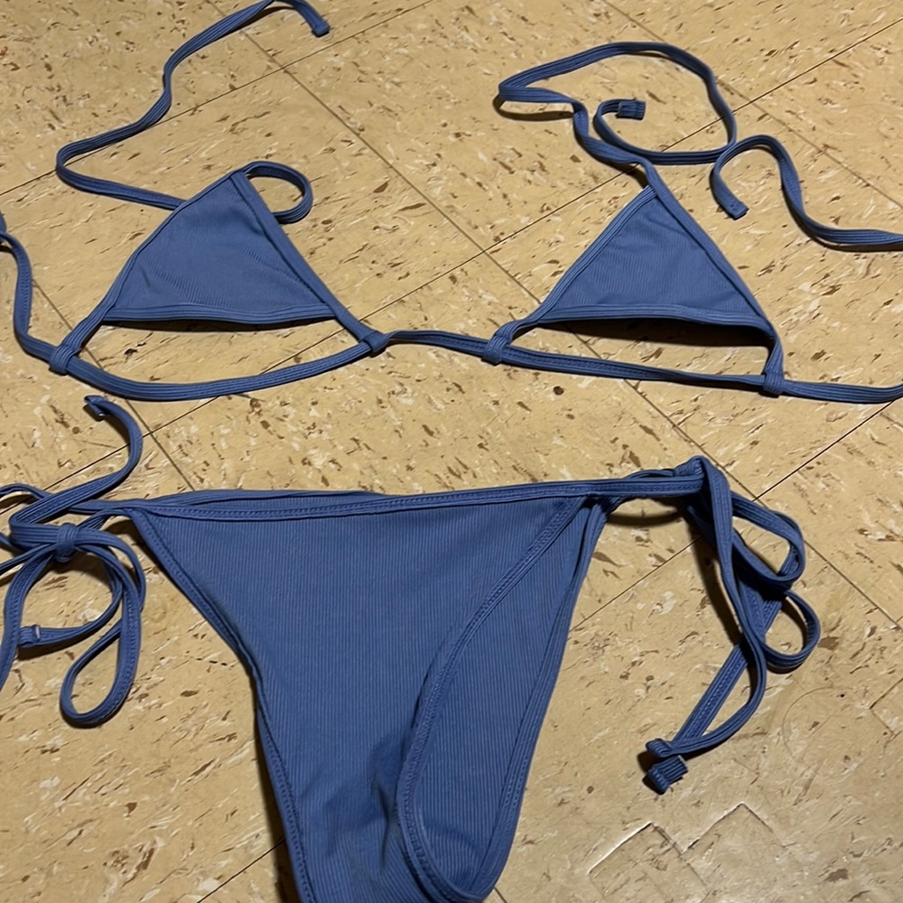 Blue bikini set